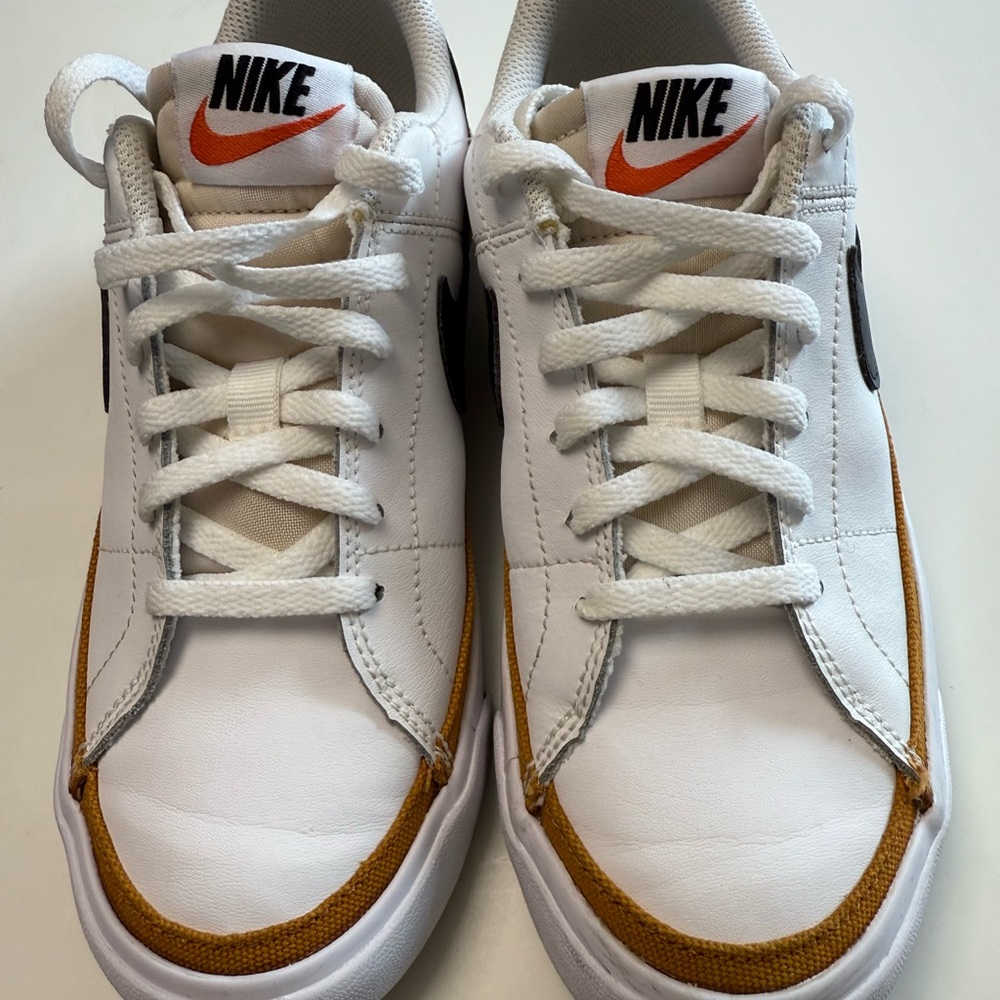 Nike White and Gold Sneakers